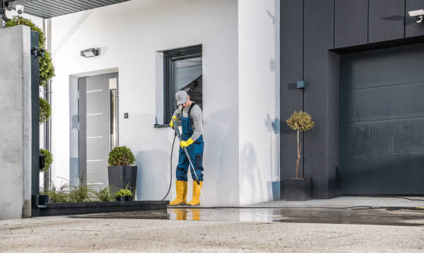 Le Claire, IA Pressure Washing Services Company
